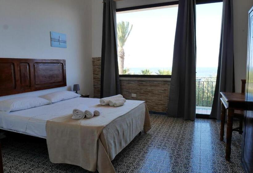 스탠다드 발코니 룸 바다 전망, Al Vecchio Pontile Bed And Breakfast