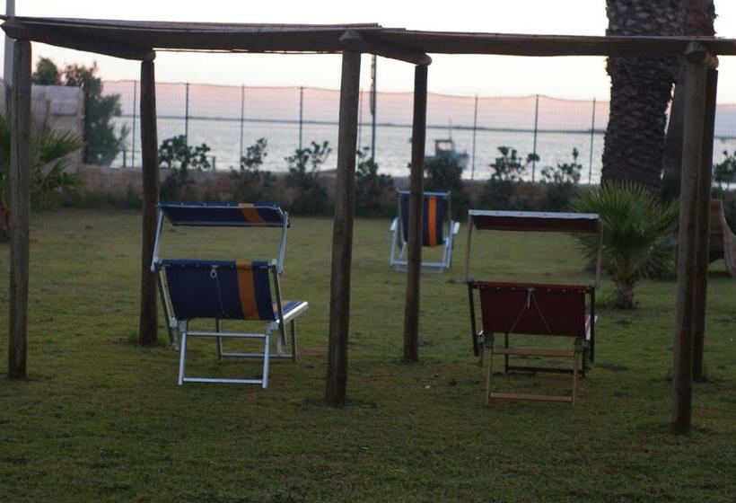 اتاق استاندارد با بالکن و چشم‌انداز دریا, Al Vecchio Pontile Bed And Breakfast