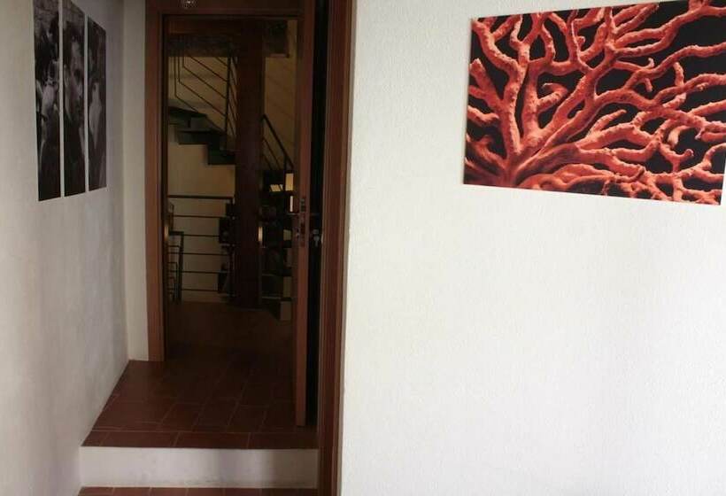 חדר סטנדרט, Il Lupo Rosso