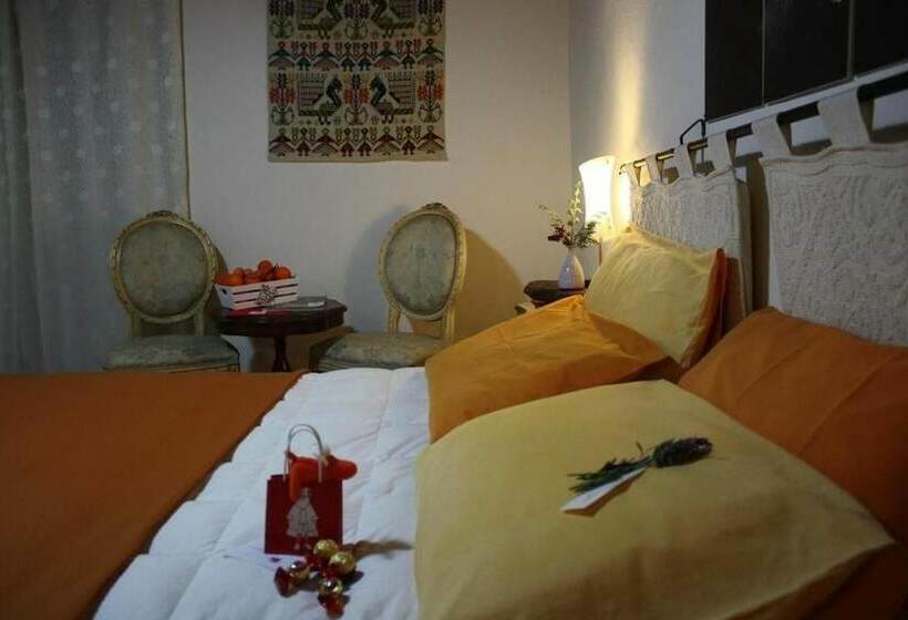 חדר סטנדרט, Il Lupo Rosso