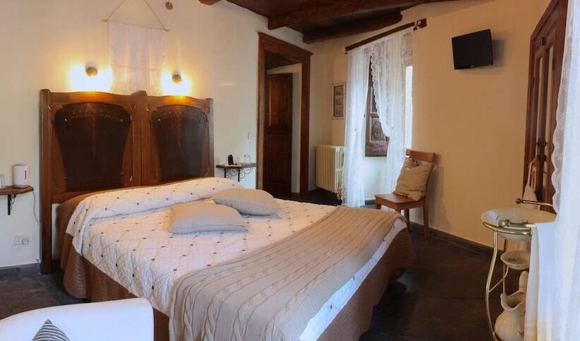 غرفة قياسية ثلاثية, Il Tomolo