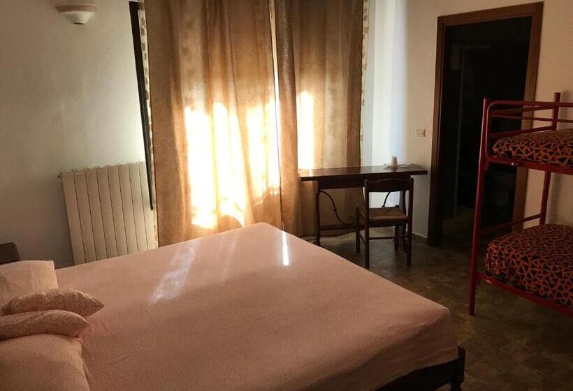Семейный Номер, Locanda Al Cavaliere