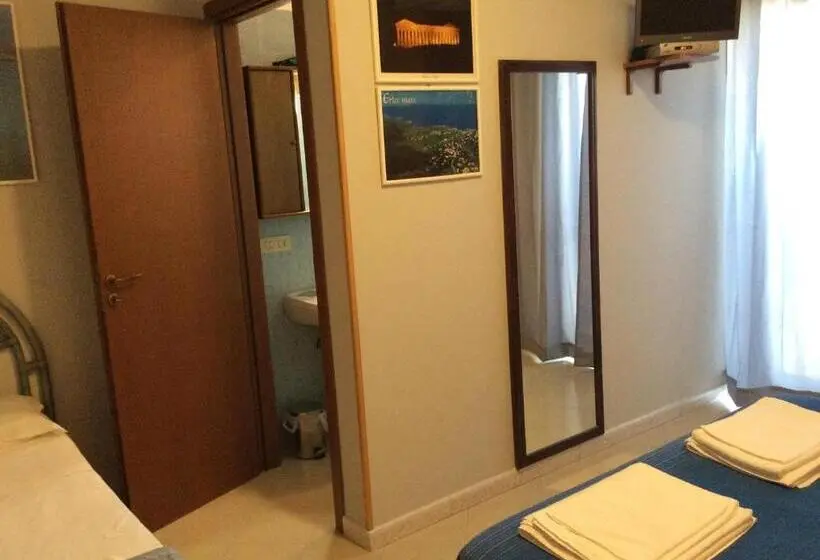 Standard Kolmen Hengen Huone, Orlando Vacanze Camere