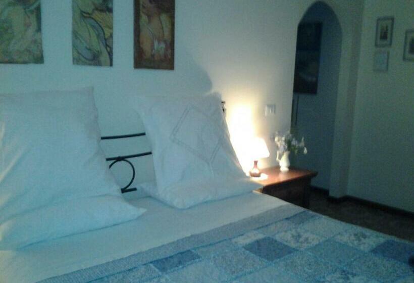 スタンダードルーム, Poggio La Grognola