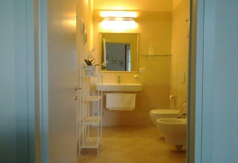 スタンダードルーム, Poggio La Grognola