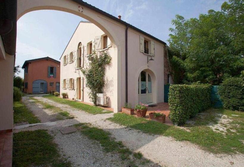 Номер Deluxe с Балконом, Rosalimone B&b