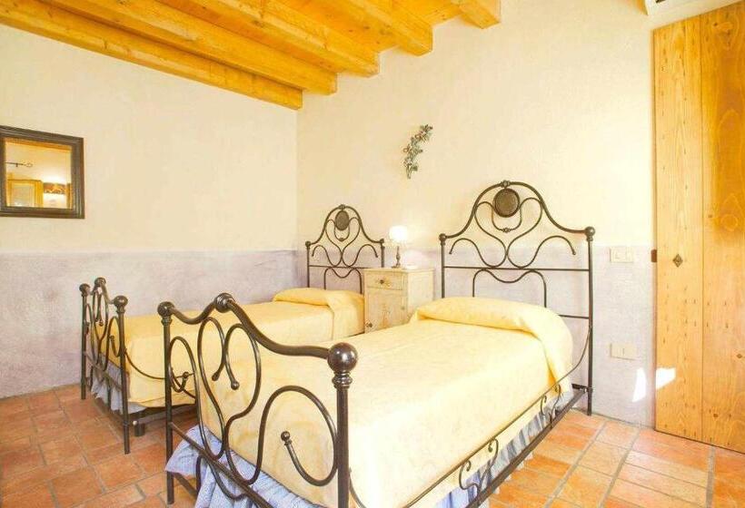 Номер Deluxe с Балконом, Rosalimone B&b