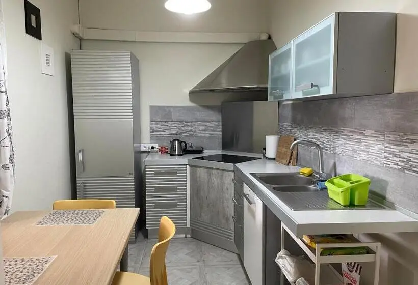 اتاق استاندارد چهار تخته, Villa Berghella