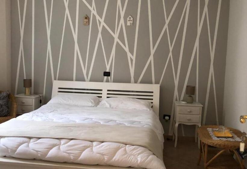 غرفة قياسية ثلاثية, Villa Berghella