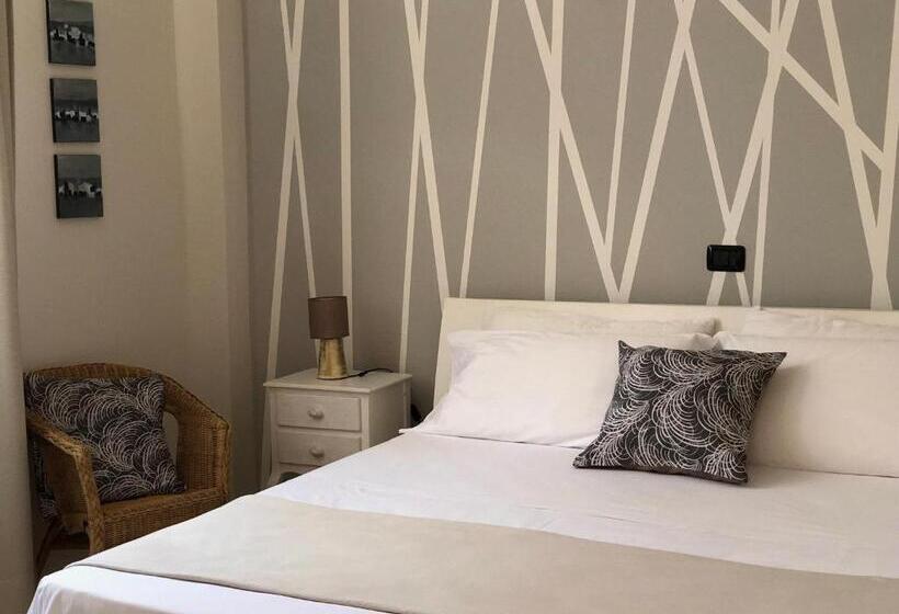 غرفة قياسية ثلاثية, Villa Berghella