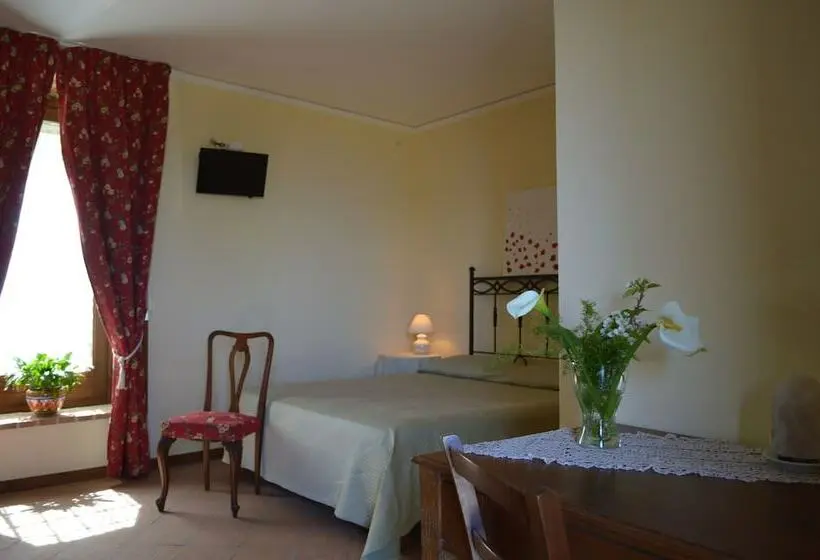 Cameră cvadruplă standard cu vedere la grădină, Villa Quiete