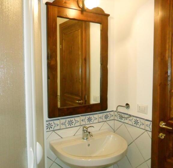 Трехместный Номер Стандарт Вид на Сад, Villa Quiete