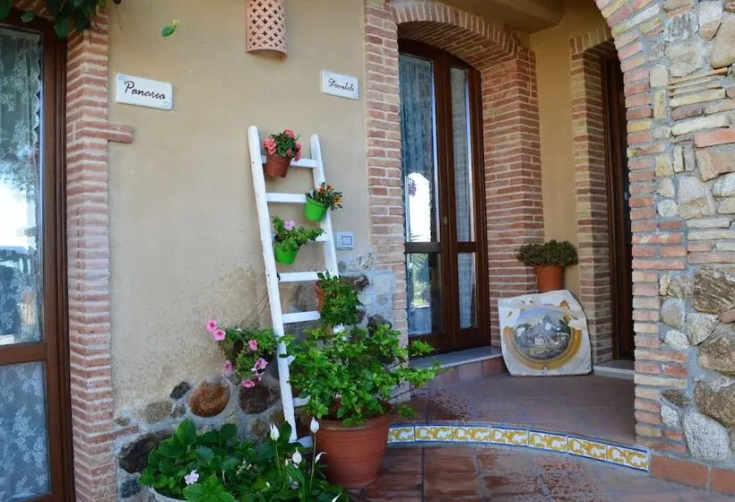 Cameră cvadruplă standard cu vedere la grădină, Villa Quiete