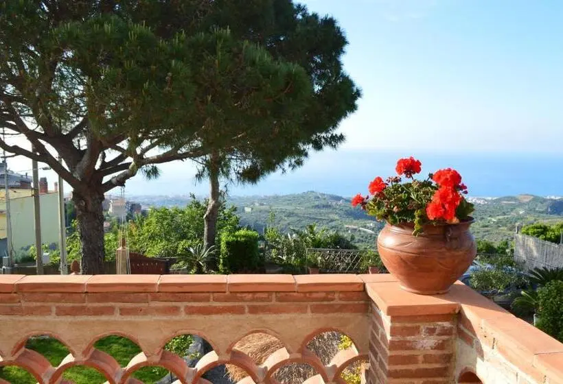 Suite Deluxe cu Vedere la  Mare, Villa Quiete