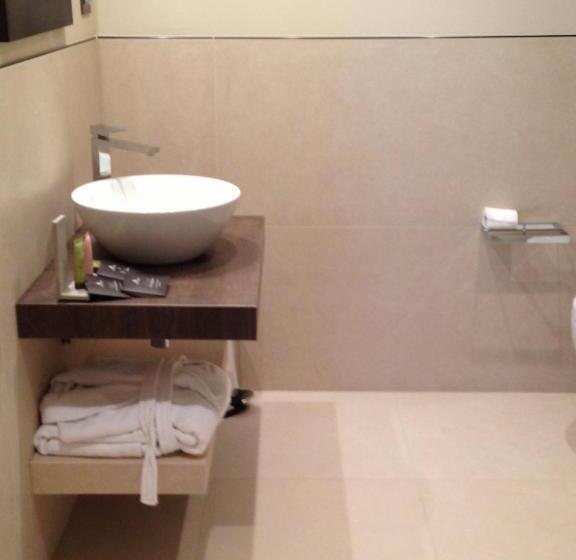 اتاق استاندارد چهار تخته, Albergo Nicolin