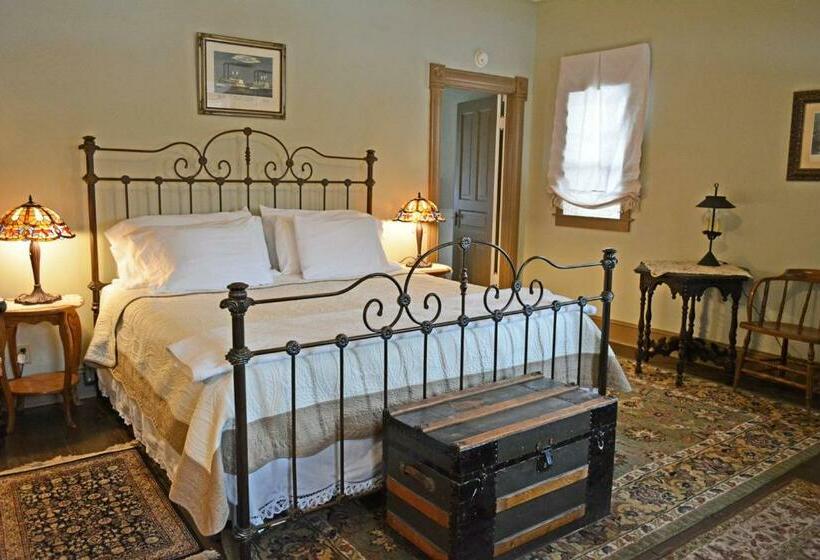 스탠다드 룸 킹사이즈 침대, Backwoods Bed And Bath