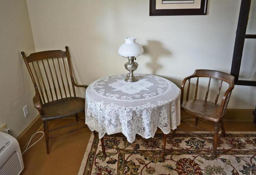 디럭스 룸, Backwoods Bed And Bath