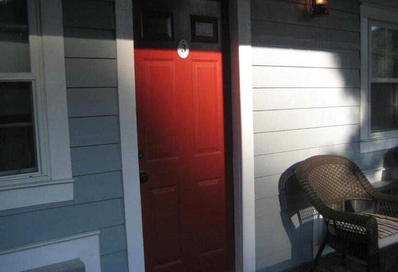 디럭스 룸, Backwoods Bed And Bath