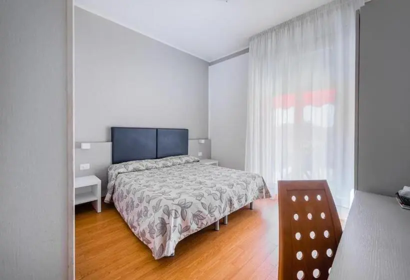 اتاق استاندارد, Del Corso