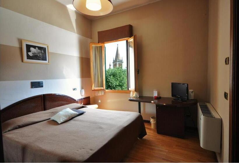 חדר סטנדרט לשלושה, Drake