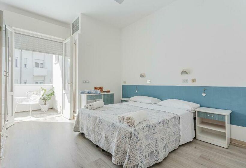 Habitació Estàndard, Lucerna