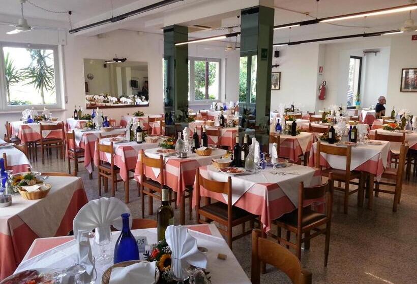 חדר סטנדרט, Nel Pineto