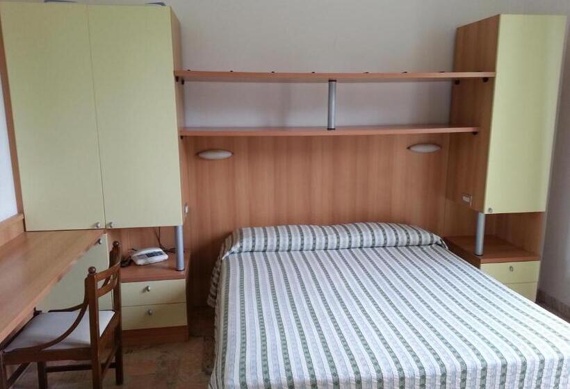 חדר סטנדרט, Nel Pineto