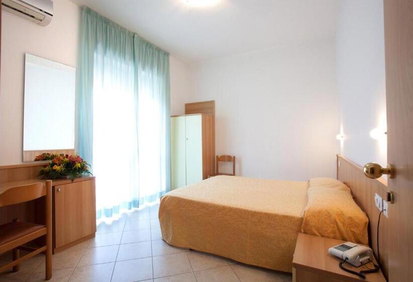 חדר סטנדרט, Nel Pineto