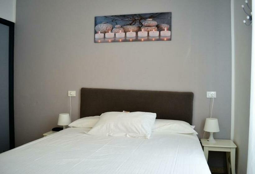 스탠다드 룸, Spot Varazze