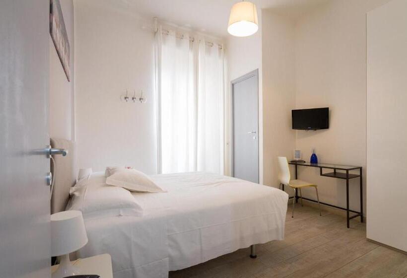 스탠다드 룸, Spot Varazze