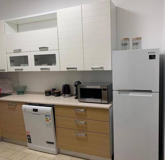 침실 1개 아파트, Spot Varazze