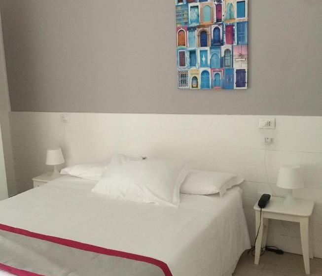 스탠다드 트리플 룸, Spot Varazze