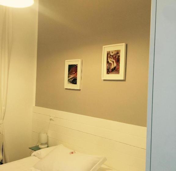 스탠다드 싱글 룸, Spot Varazze