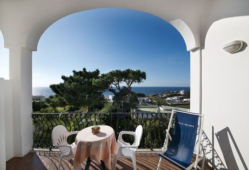 غرفة قياسية مطلّة علي البحر, Villa Melodie Adults Only