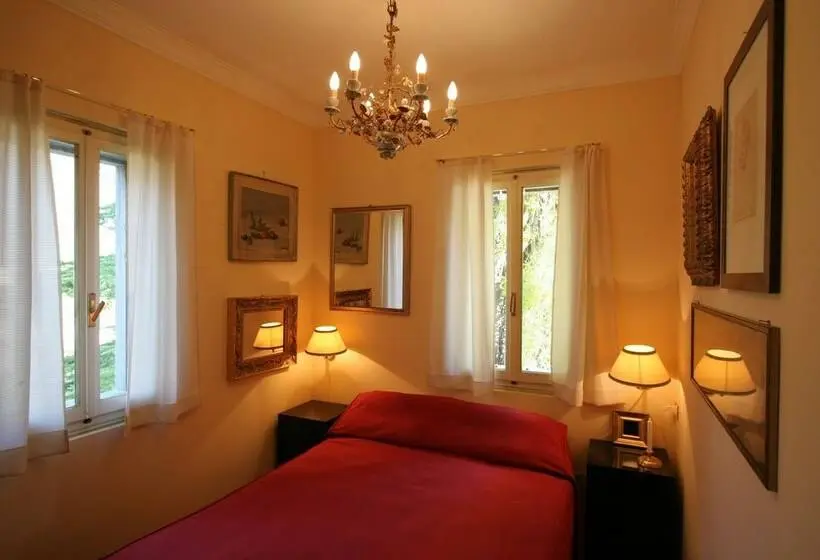 スイート, Castrum Di Serravalle