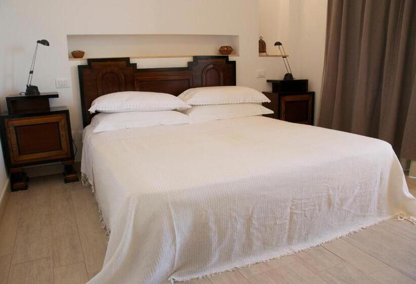 اتاق استاندارد, Domus Petrae Ripatransone