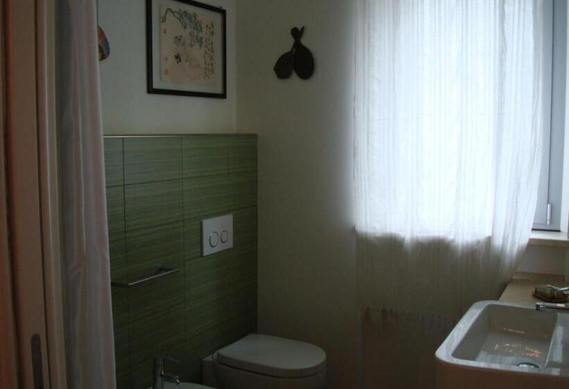 اتاق استاندارد سه نفره, Domus Petrae Ripatransone