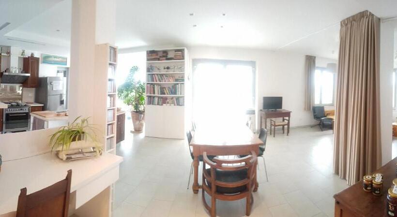 آپارتمان 1 خوابه با تراس, Domus Petrae Ripatransone