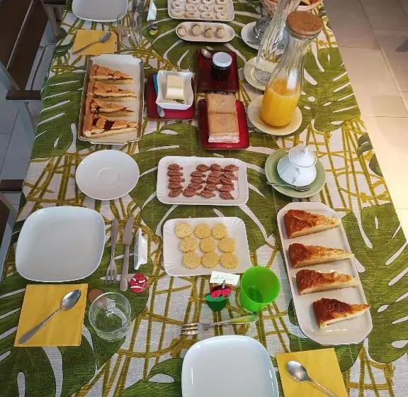 Standard Kolmen Hengen Huone, Domus Petrae   Ripatransone