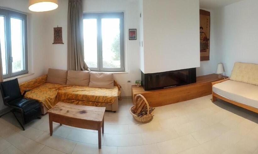 آپارتمان 1 خوابه با تراس, Domus Petrae Ripatransone