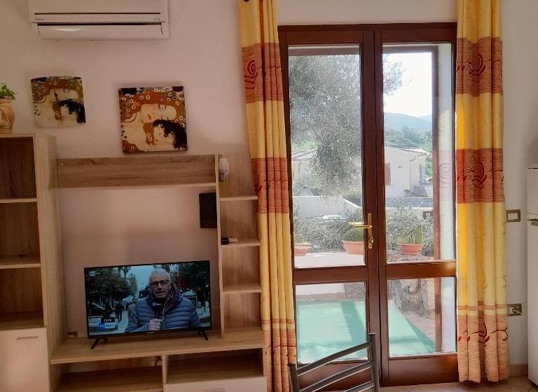 استودیو استاندارد با چشمانداز باغ, La Fortezza Casa Vacanze & Appartament