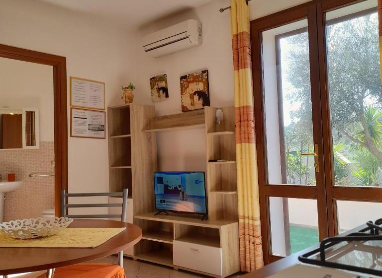 استودیو استاندارد با چشمانداز باغ, La Fortezza Casa Vacanze & Appartament