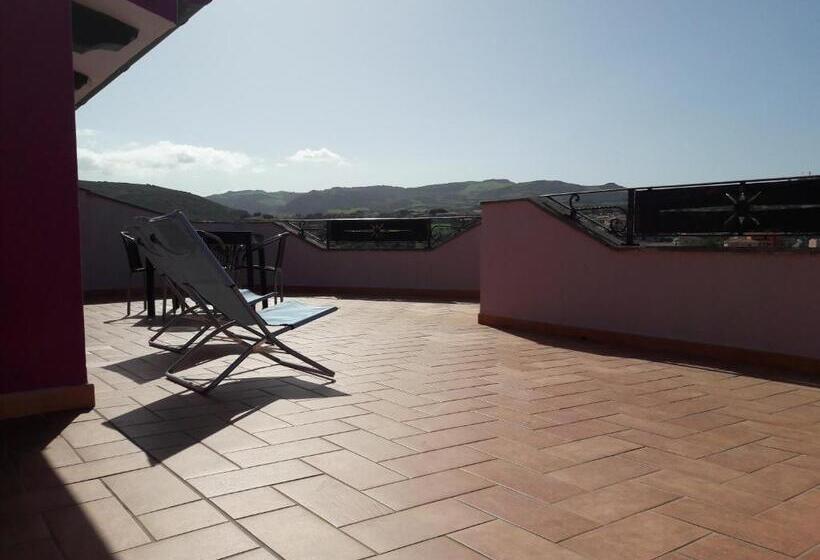 1 Bedroom Penthouse Apartment, La Fortezza Casa Vacanze & Appartament