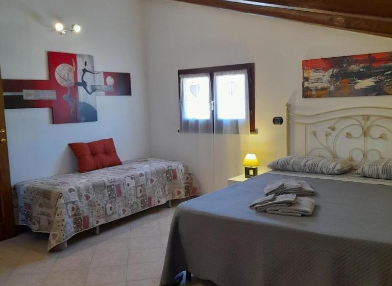 1 Bedroom Penthouse Apartment, La Fortezza Casa Vacanze & Appartament