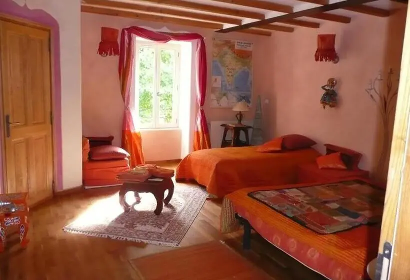 スタンダード４人部屋, La Source, Vegetarian Guest House