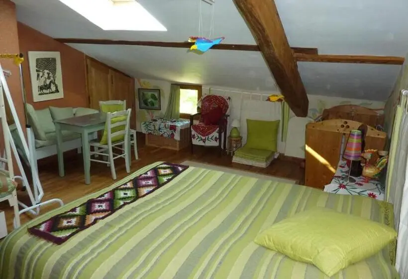 スタンダード４人部屋, La Source, Vegetarian Guest House