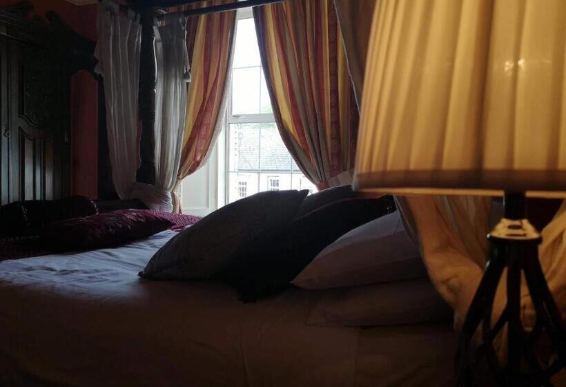 Семейный Номер, Townsend House Guest House
