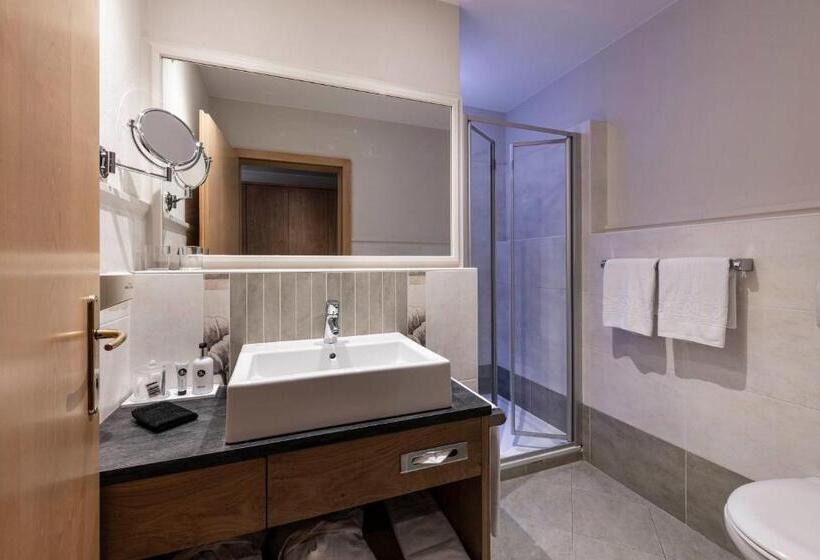 Номер Стандарт с Балконом, Boutique Hotel Eschenlohe