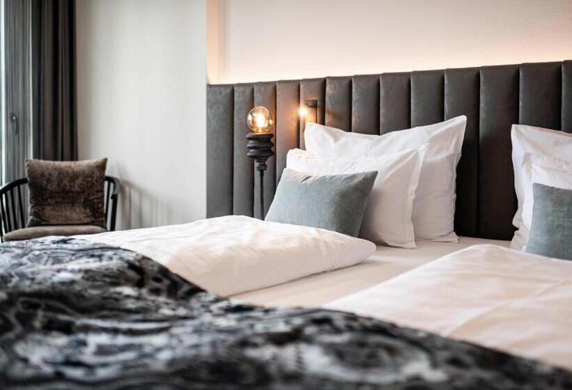 Номер Стандарт с Балконом, Boutique Hotel Eschenlohe
