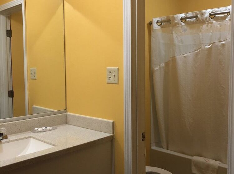 חדר סטנדרט, Caronoda Motel